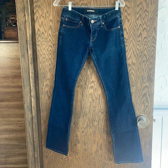 Express Barely Boot Dark wash jeans 0 - Picture 1 of 5